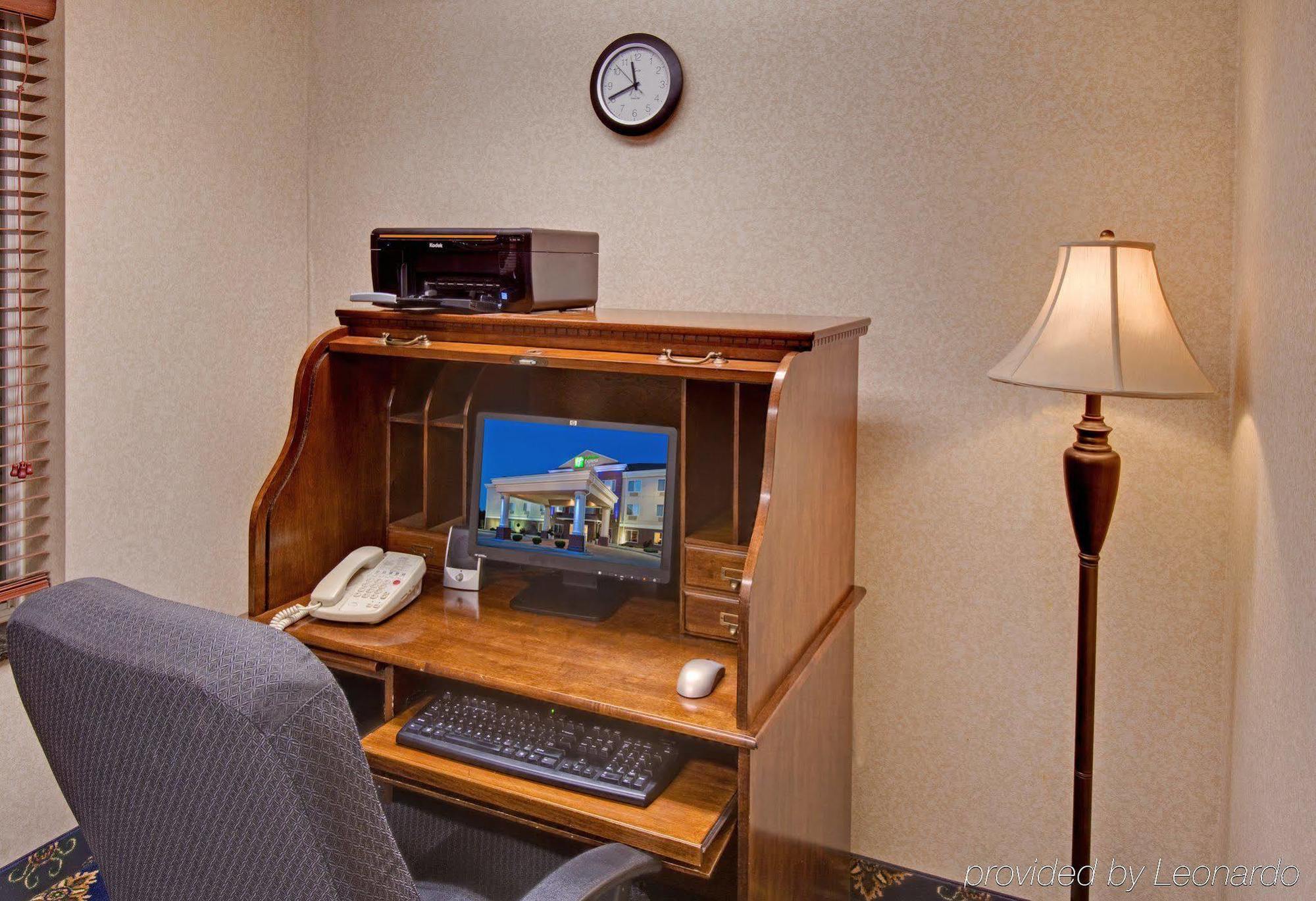 Holiday Inn Express & Suites - Dickinson By Ihg Bekvämligheter bild
